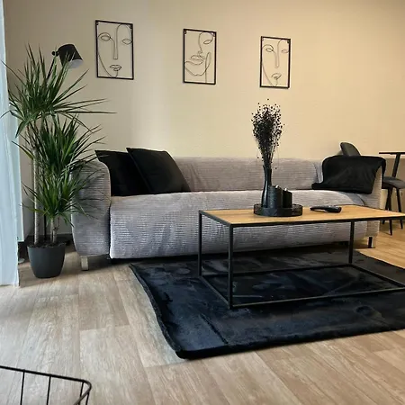 Daire Charming Homes - 10