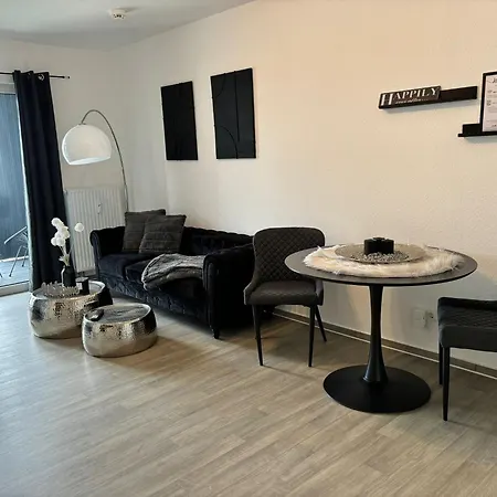 Charming Homes - 10 Apartament *