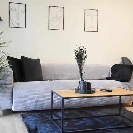 Apartament Charming Homes - 10