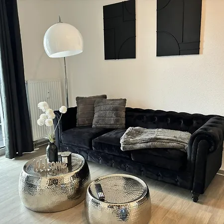Charming Homes - 10 Apartament *